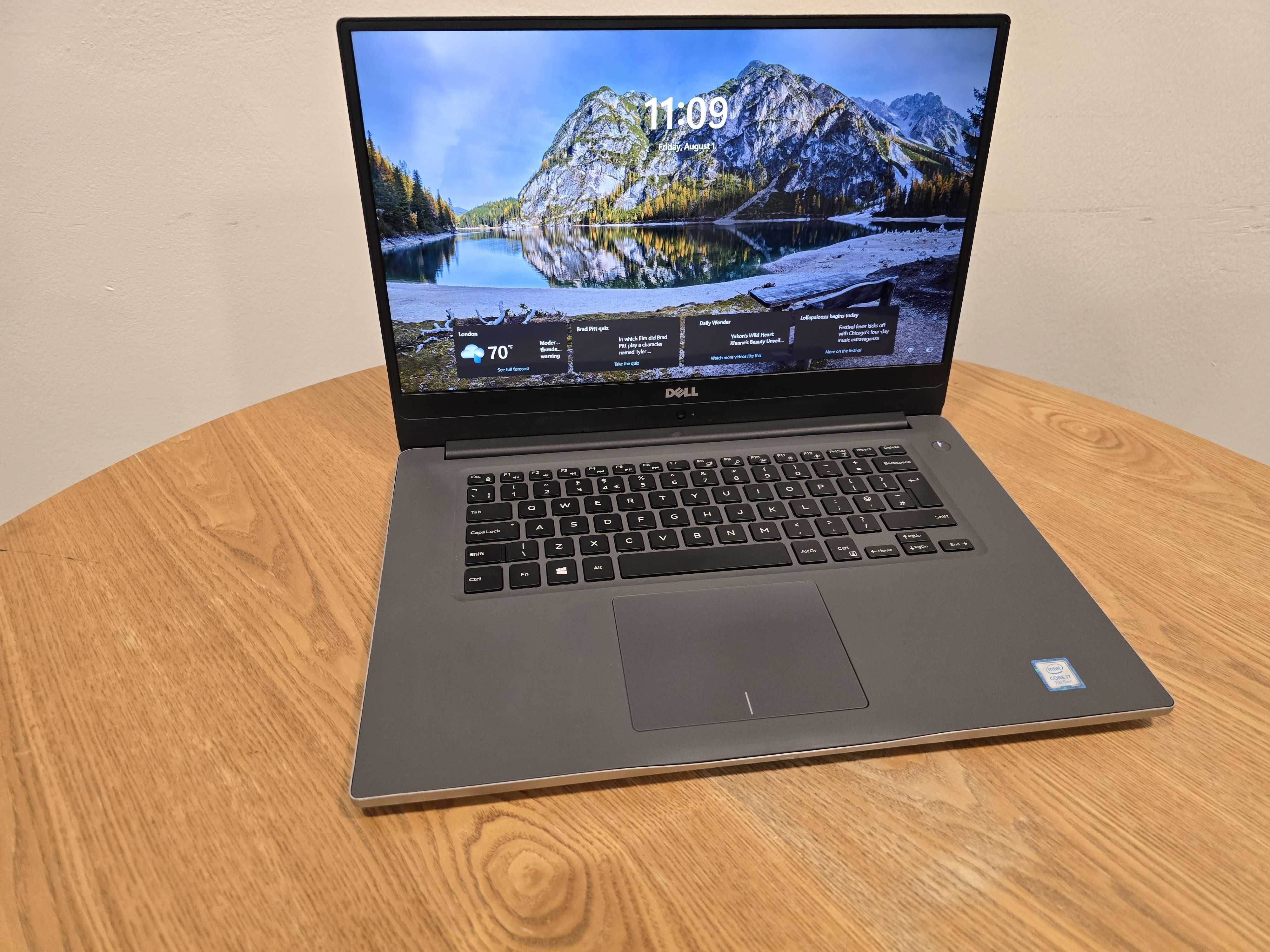 Dell Inspiron 15 7548 (P41F001) Touchscreen | Intel Core i7 5th Gen | 32GB RAM | 512GB SSD | AMD Radeon R7 M270 | Windows 11