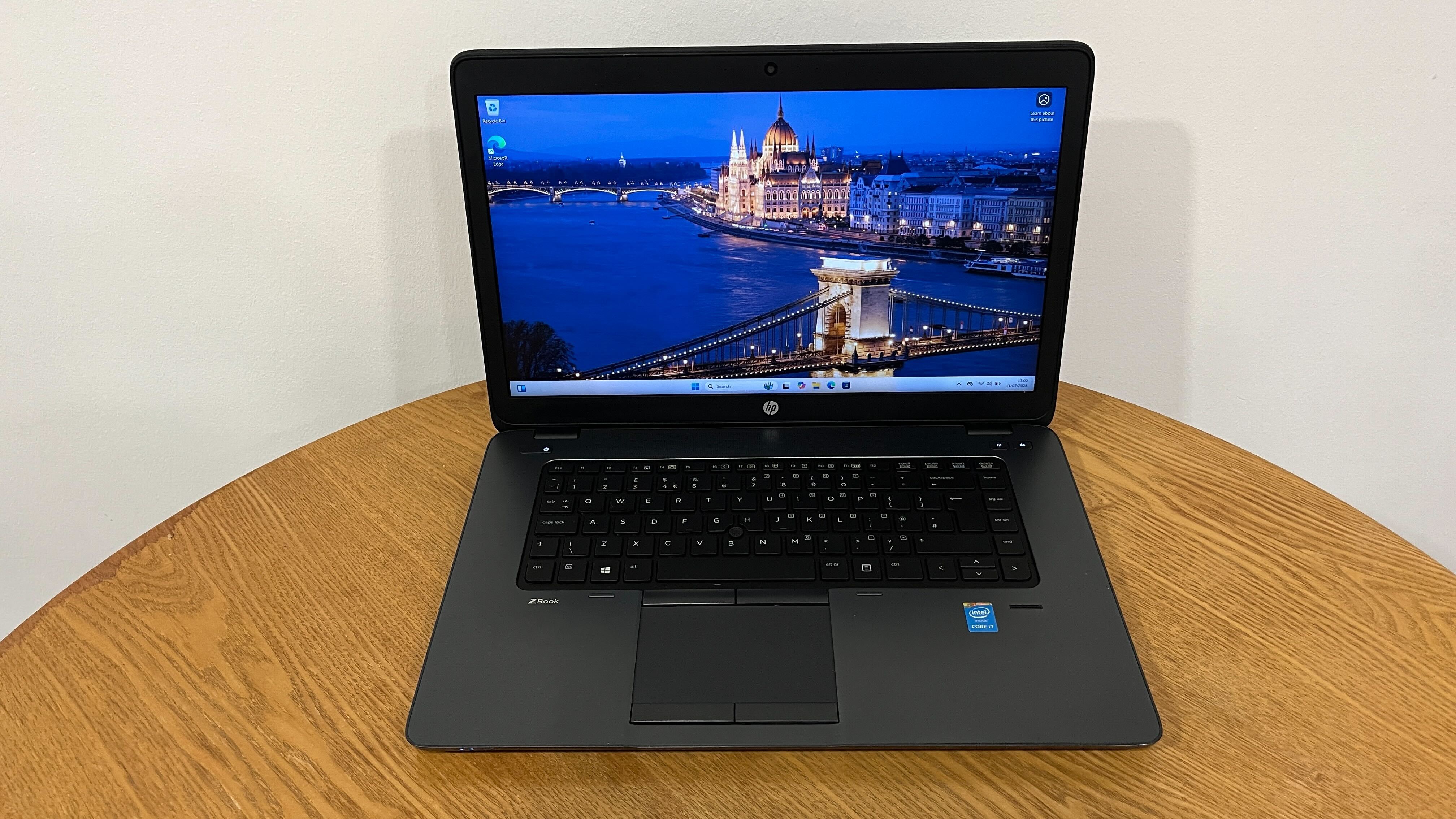 HP ZBook 15u G2 | Intel Core i7 (5th Gen) | 16GB RAM | 512GB SSD | AMD FirePro Graphics | Windows 11