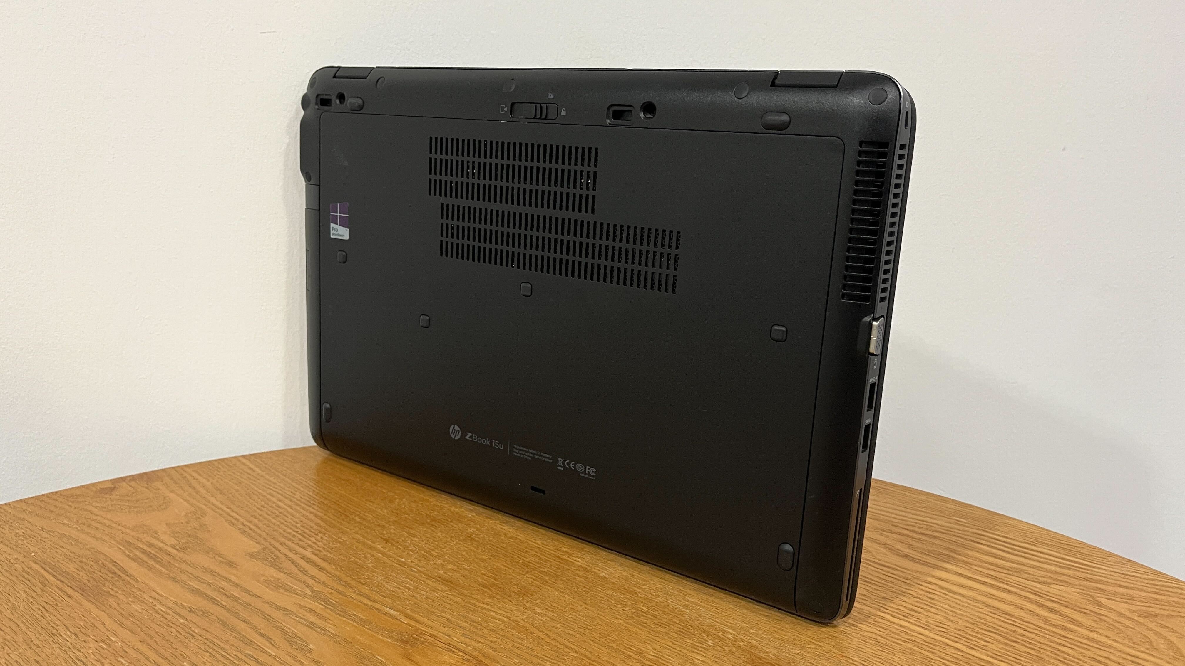 HP ZBook 15u G2 | Intel Core i7 (5th Gen) | 16GB RAM | 512GB SSD | AMD FirePro Graphics | Windows 11