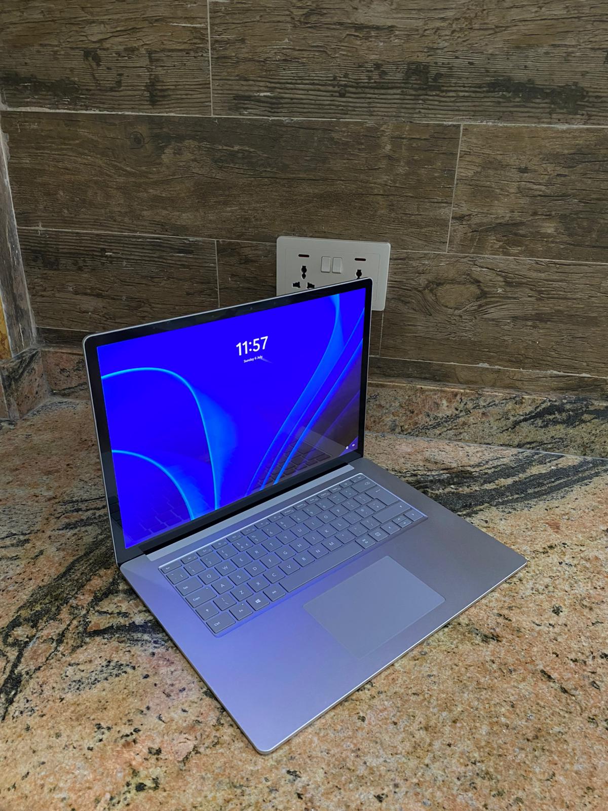 Microsoft Surface Laptop 4 Touchscreen | Intel core i7 11th Gen | 16GB Ram | 512GB NVMe SSD | 13.3